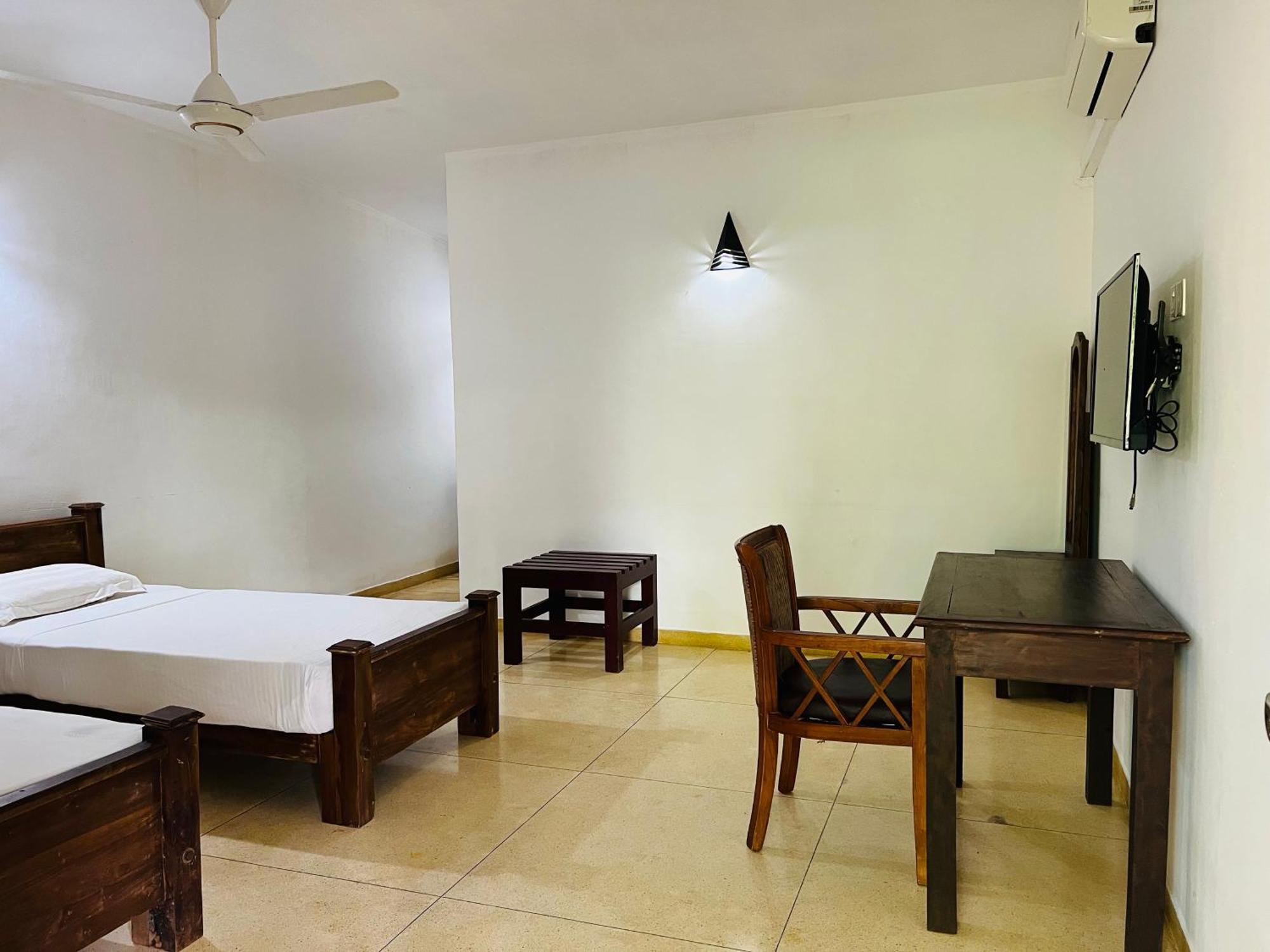 Kingfisher Resort & Retreat Sigiriya Exterior photo